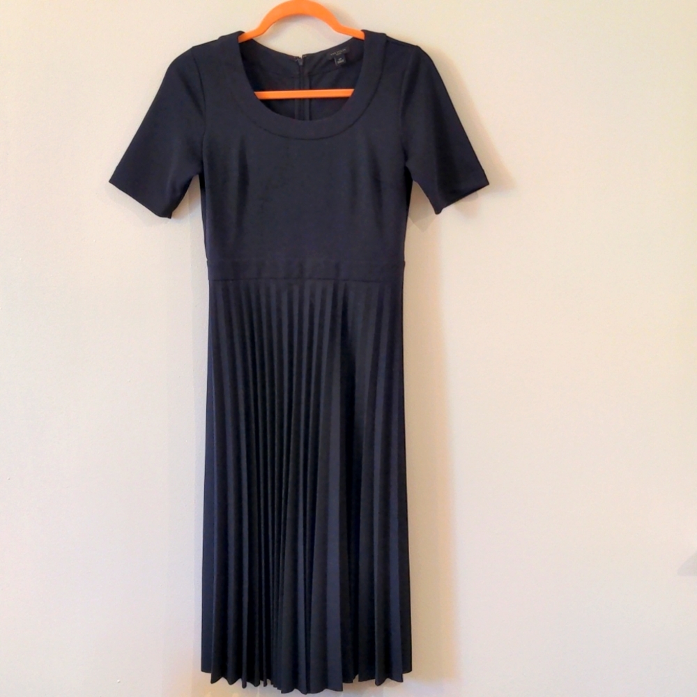 Ann Taylor Navy pleated midi dress